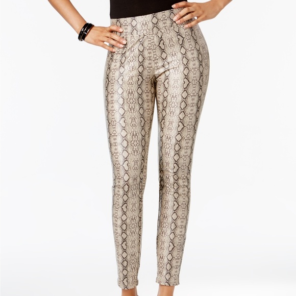 HUE Pants - Hue Python-Embossed Faux Leather Leggings
